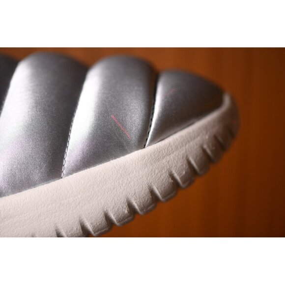 New! Size: 9 Women | NIKE Burrow SE Metallic Silver Light | FZ7940-001 - Picture 8 of 14